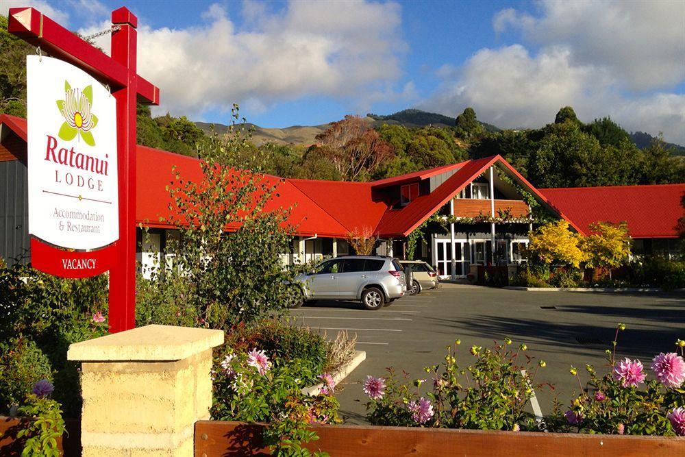 Ratanui Lodge Pohara Extérieur photo